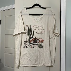 GINA Girls In Action oversized western tee-shirt size medium